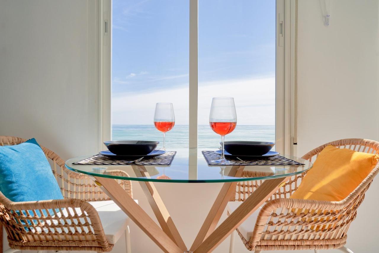 Suite Roca Chica Torremolinos Buitenkant foto