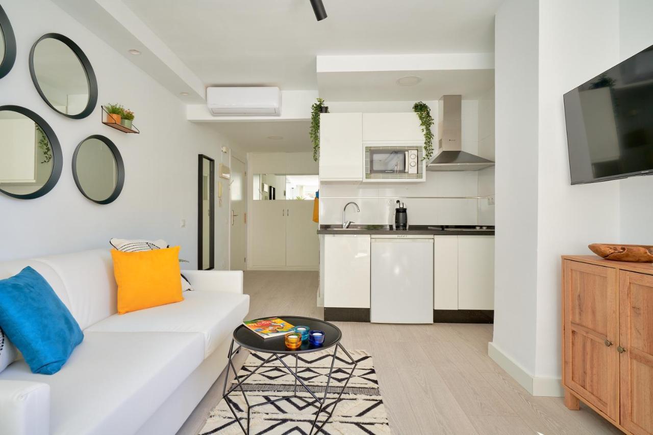 Suite Roca Chica Torremolinos Buitenkant foto